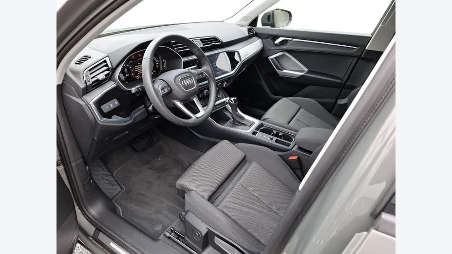 AUDI Q3 Q3 35 TFSI mHEV Advanced S tronic