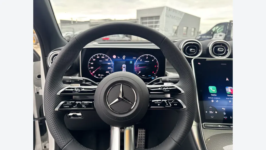 MERCEDES-BENZ GLC -