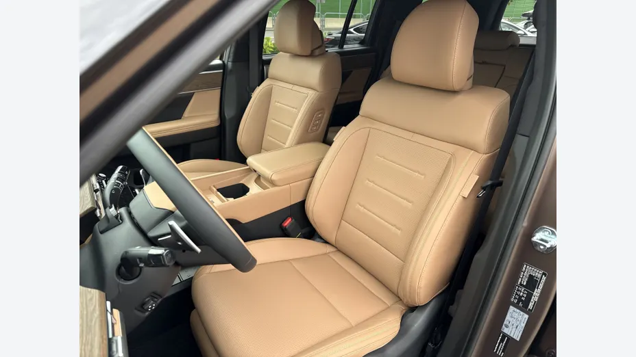 HYUNDAI Santa Fe Santa Fe 1.6 T-GDI HEV Calligraphy 4WD aut 7os. Nowy