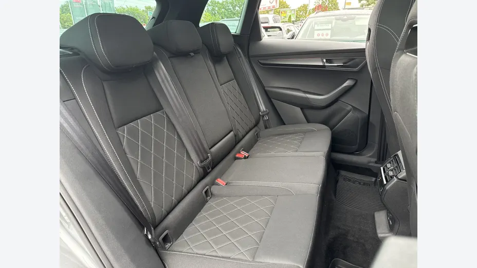 SKODA Karoq Karoq 1.5 TSI ACT Sportline DSG
