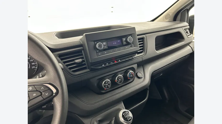 RENAULT Trafic -