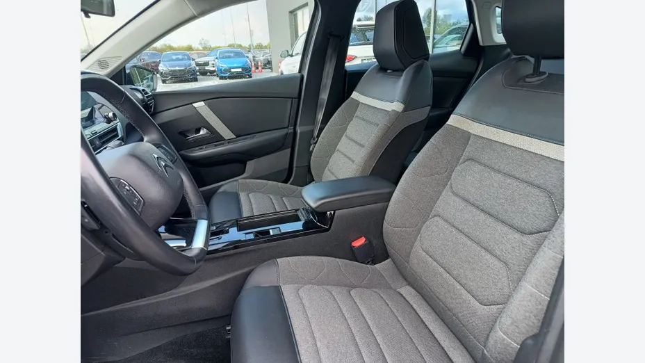 CITROEN C4 X C4 X 1.2 PureTech Shine S&S EAT8