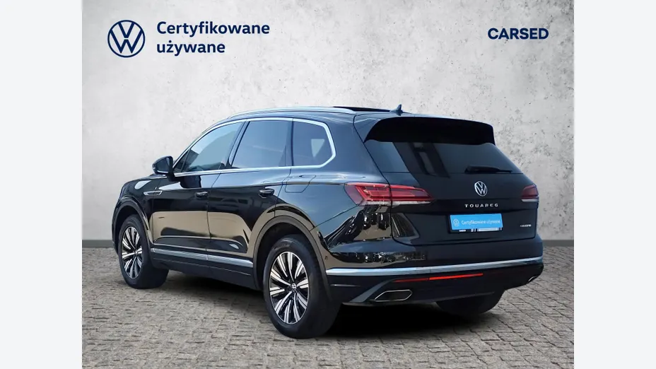 VOLKSWAGEN Touareg -