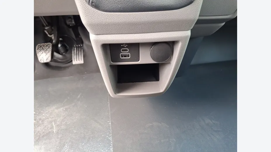 VOLKSWAGEN Transporter Transporter TDI L2 (skrzynia) Nowy