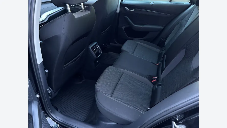 SKODA Octavia Octavia 1.5 TSI Selection