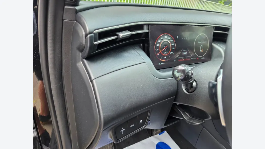 HYUNDAI Santa Cruz -