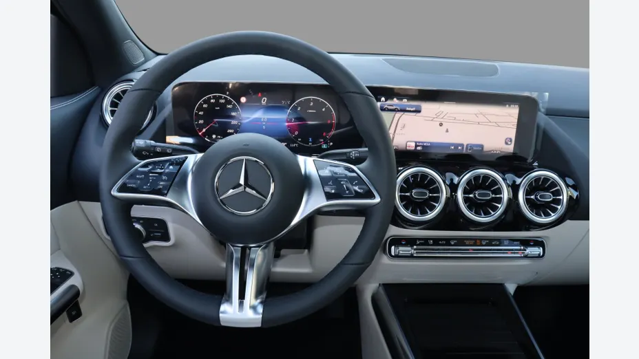 MERCEDES-BENZ GLA GLA 200 d Progressive 8G-DCT