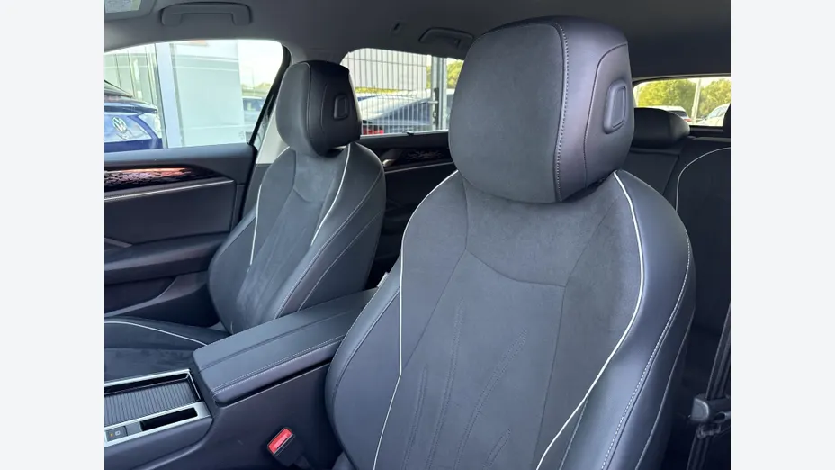 VOLKSWAGEN Passat Passat 2.0 TDI SCR Elegance DSG