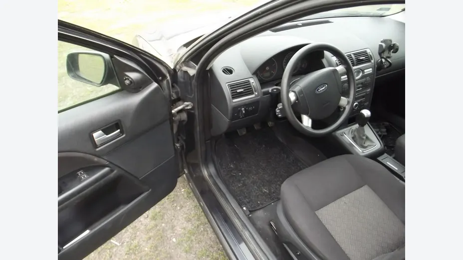 FORD Mondeo -