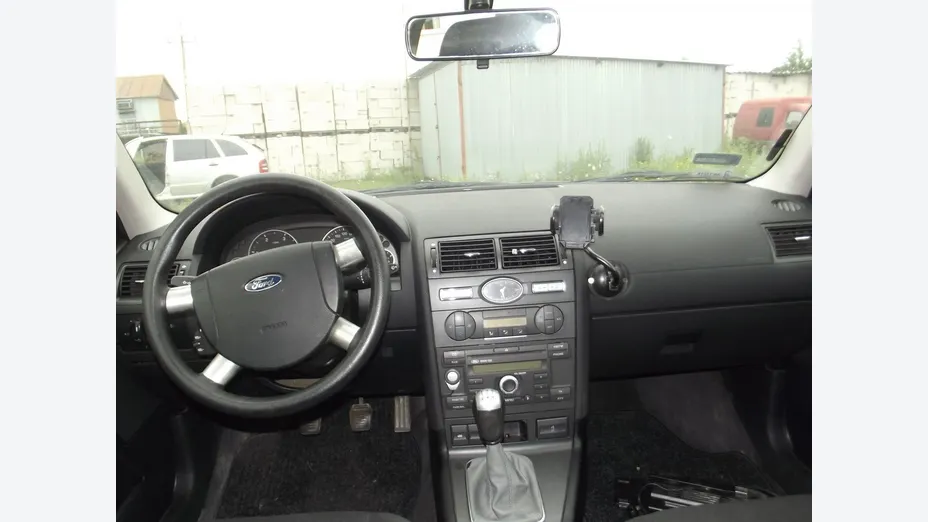 FORD Mondeo -