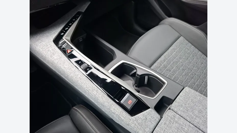 PEUGEOT 3008 3008 1.6 PureTech Hybrid PHEV Allure Pack S&S EAT8