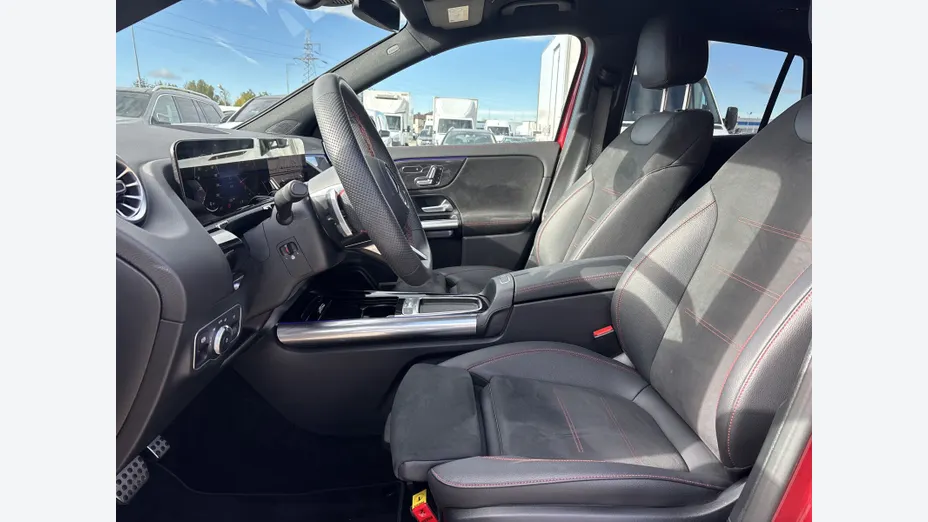 MERCEDES-BENZ GLA GLA 200 mHEV AMG Line 7G-DCT