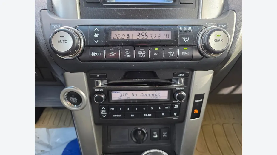 TOYOTA Land Cruiser LC 3.0 D-4D Sol (lea) 7os aut
