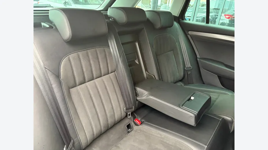 SKODA Superb Superb 2.0 TDI SCR Style DSG