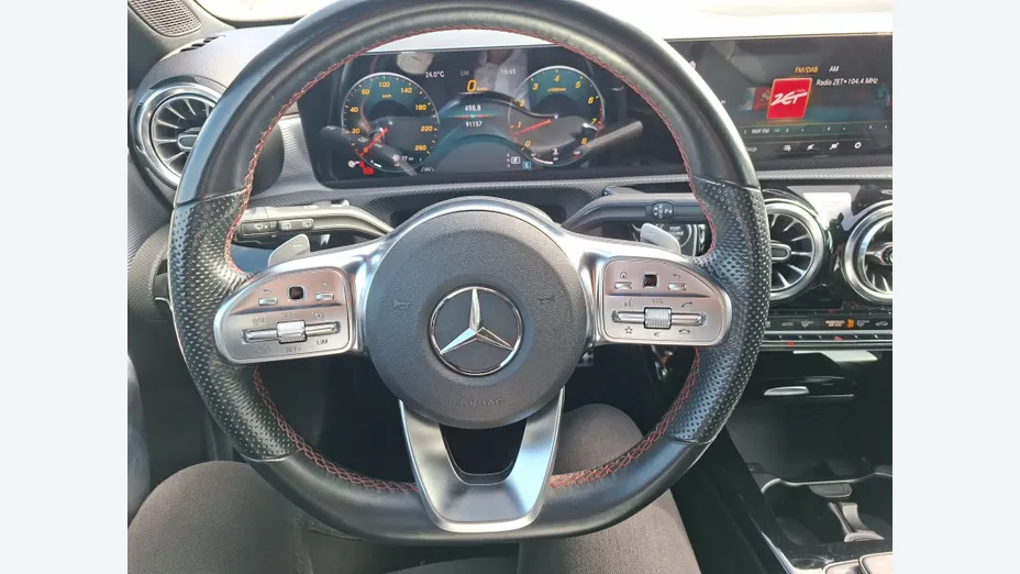 MERCEDES-BENZ A Klasa A 250 4-Matic AMG Line 7G-DCT