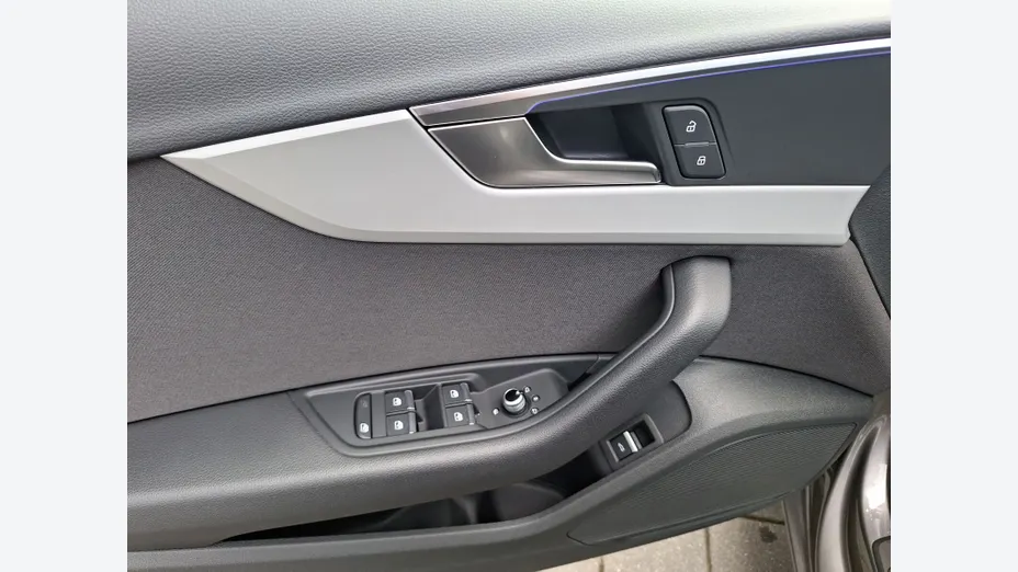 AUDI A4 Avant -