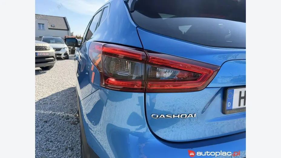 NISSAN Qashqai -