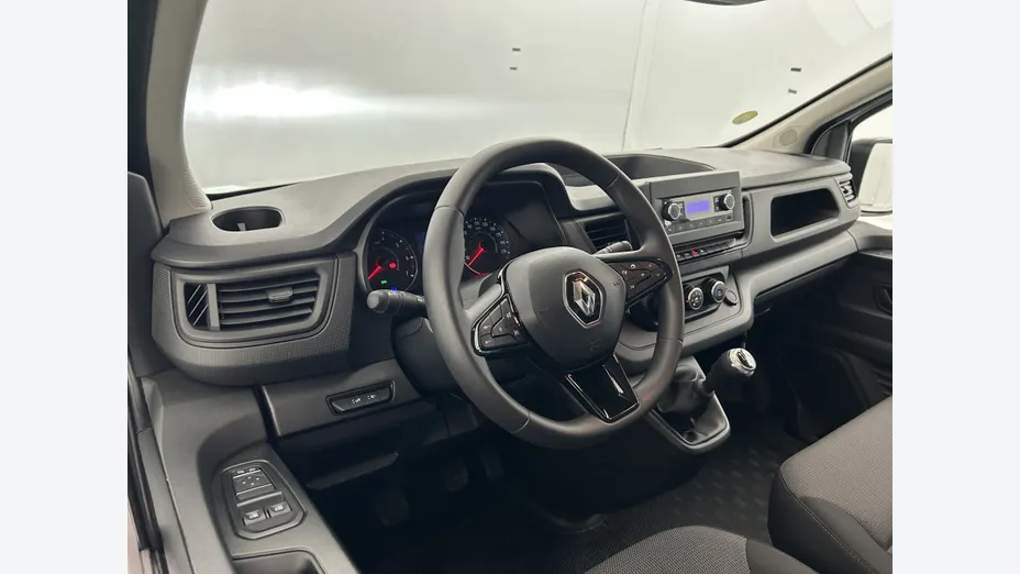 RENAULT Trafic -