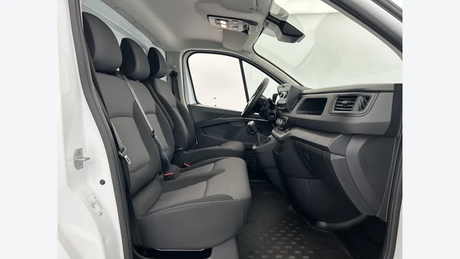 RENAULT Trafic -
