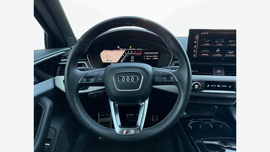 AUDI A4 Avant -