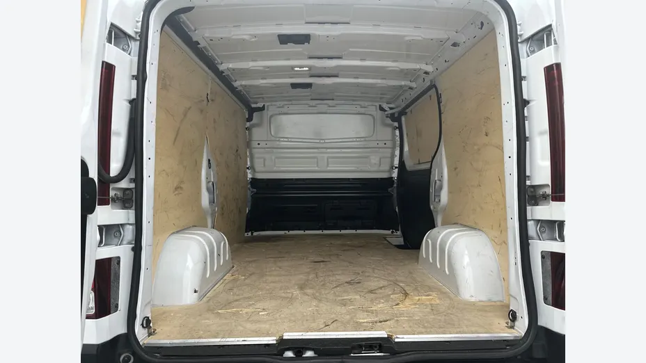 RENAULT Trafic -