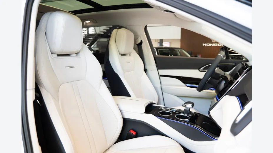 HONGQI HS3 HS3 2.0T AWD Nowy