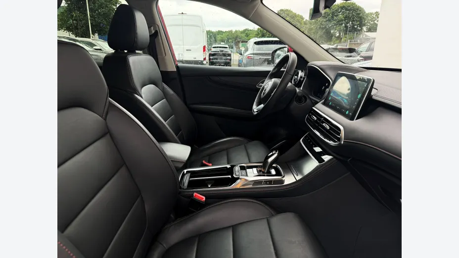 MG HS HS 1.5 T-GDI Excite DCT