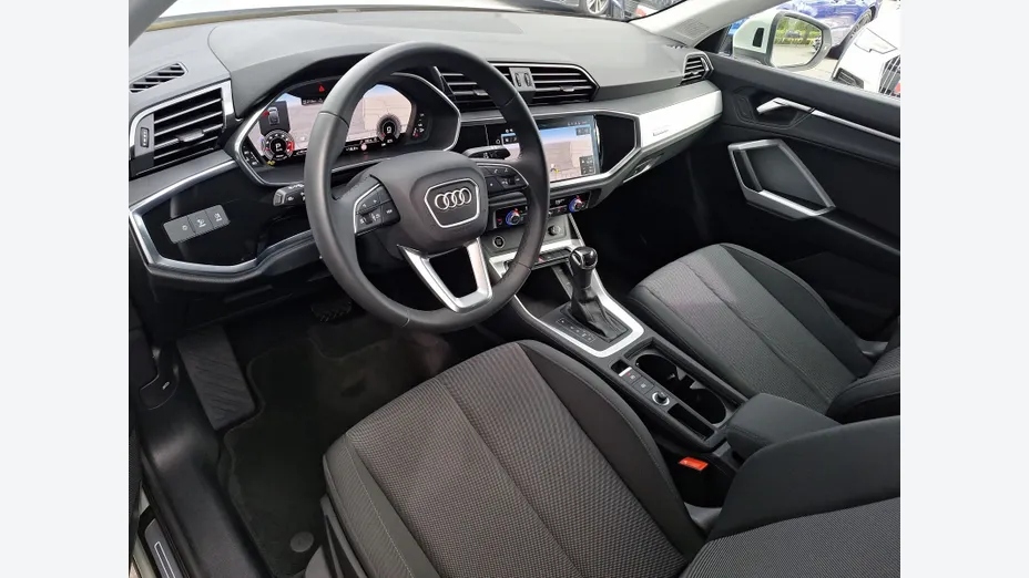 AUDI Q3 Sportback -