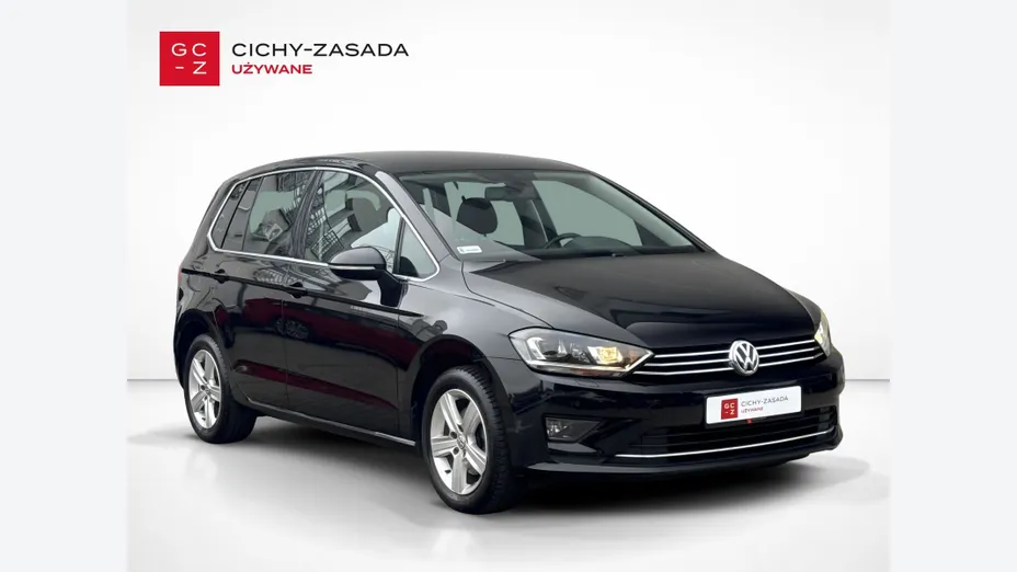 VOLKSWAGEN Golf Sportsvan -