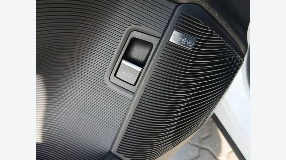 BYD Seal U Seal U DM-i 1.5T Design AWD