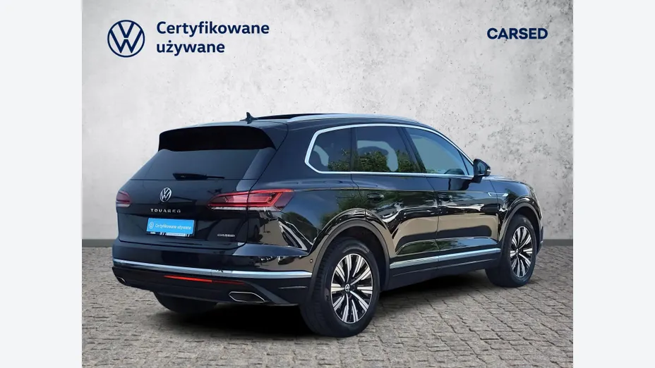 VOLKSWAGEN Touareg -