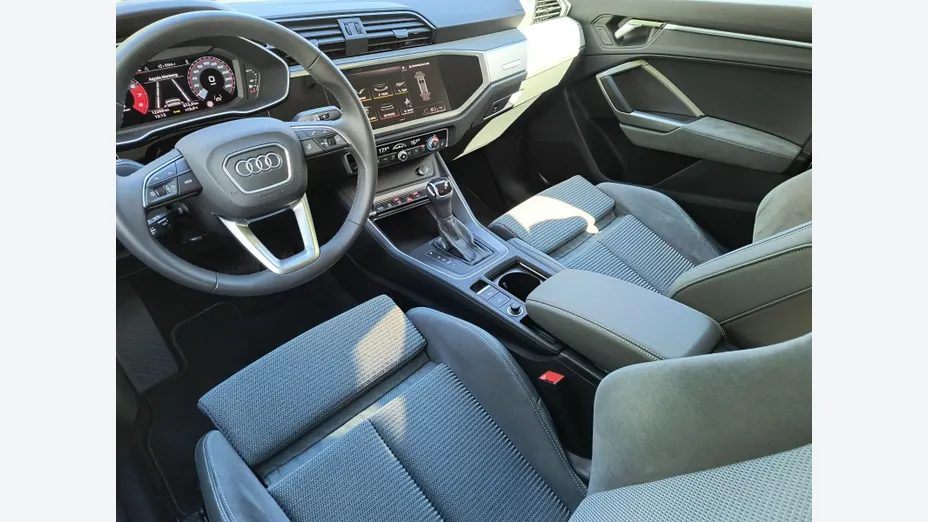 AUDI Q3 Sportback -