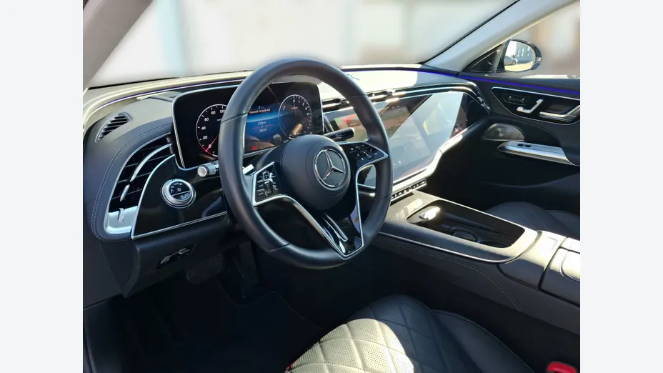 MERCEDES-BENZ E Klasa E 300 de PHEV 4-Matic Exclusive 9G-Tronic
