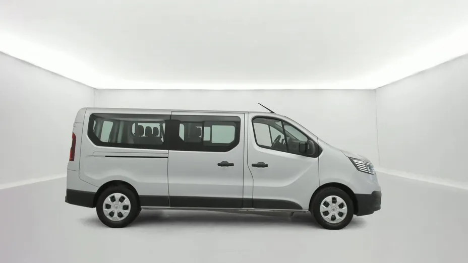 RENAULT Trafic -