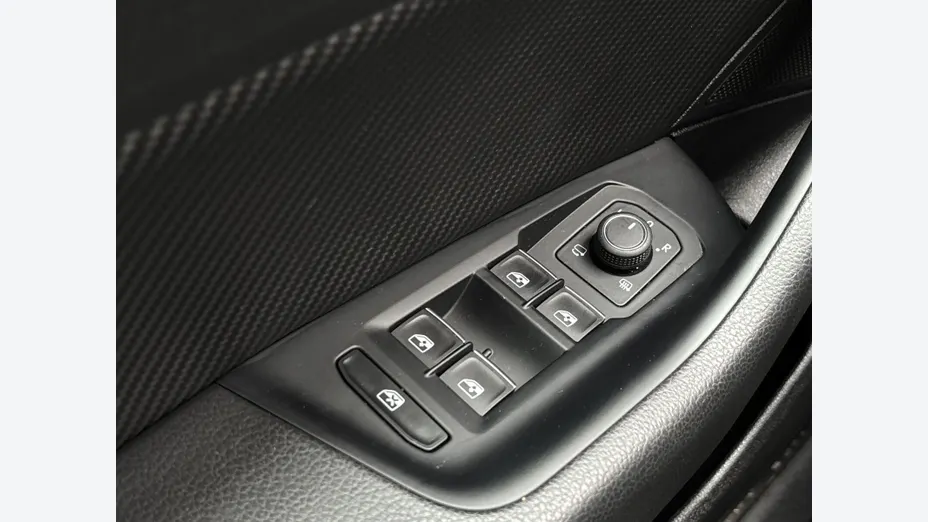 VOLKSWAGEN Arteon Arteon 2.0 TSI 4Motion R DSG