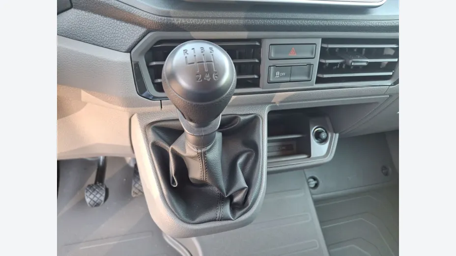 VOLKSWAGEN Crafter Crafter 35 BiTDI (skrzynia) Nowy