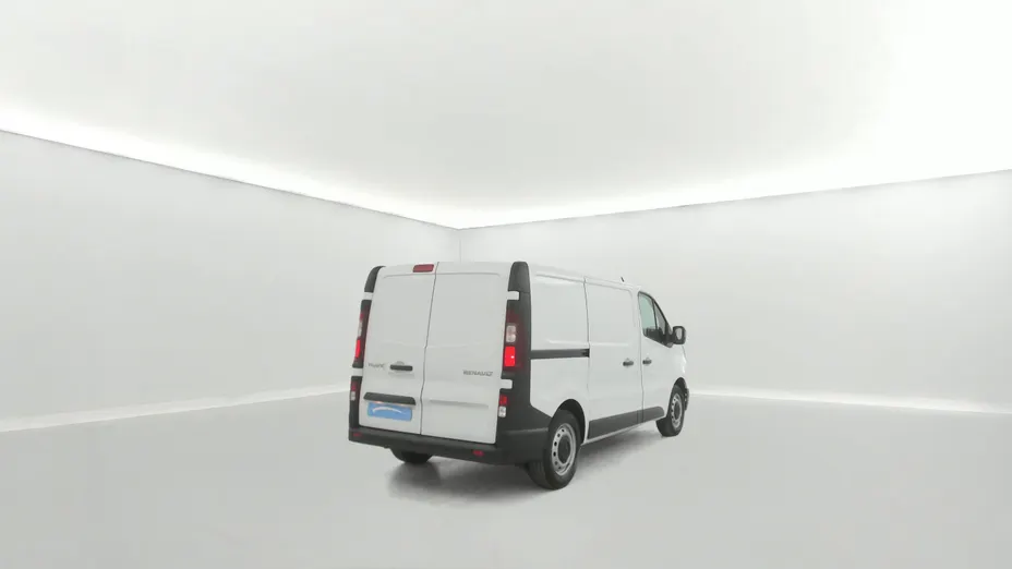 RENAULT Trafic -
