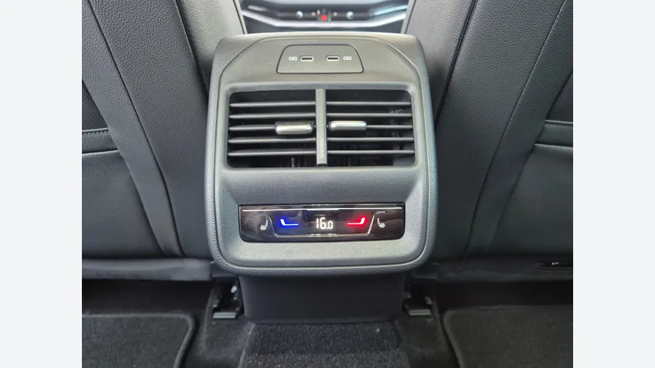 SKODA Superb Superb 2.0 TDI SCR 4x4 L&K DSG Nowy
