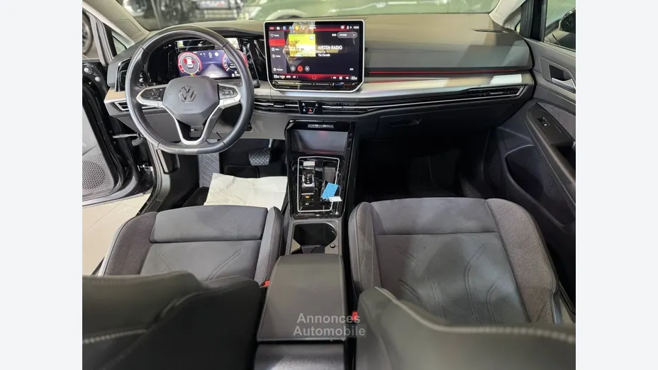 Volkswagen Golf -