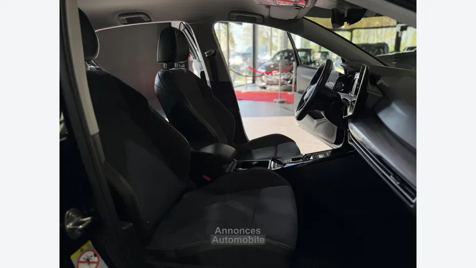 Volkswagen Golf -