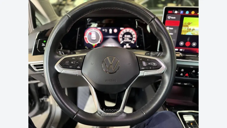 Volkswagen Golf -