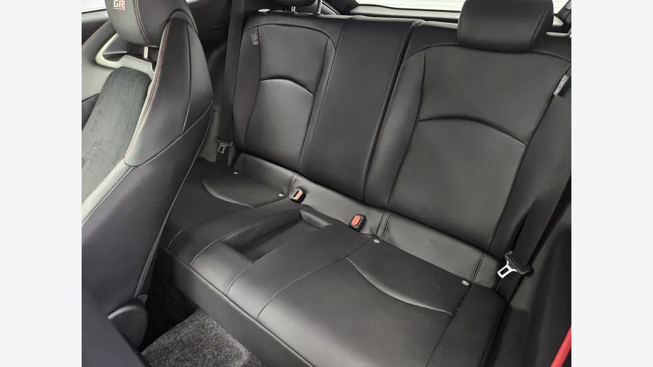 TOYOTA Yaris GR Yaris 1.6 Dynamic aut