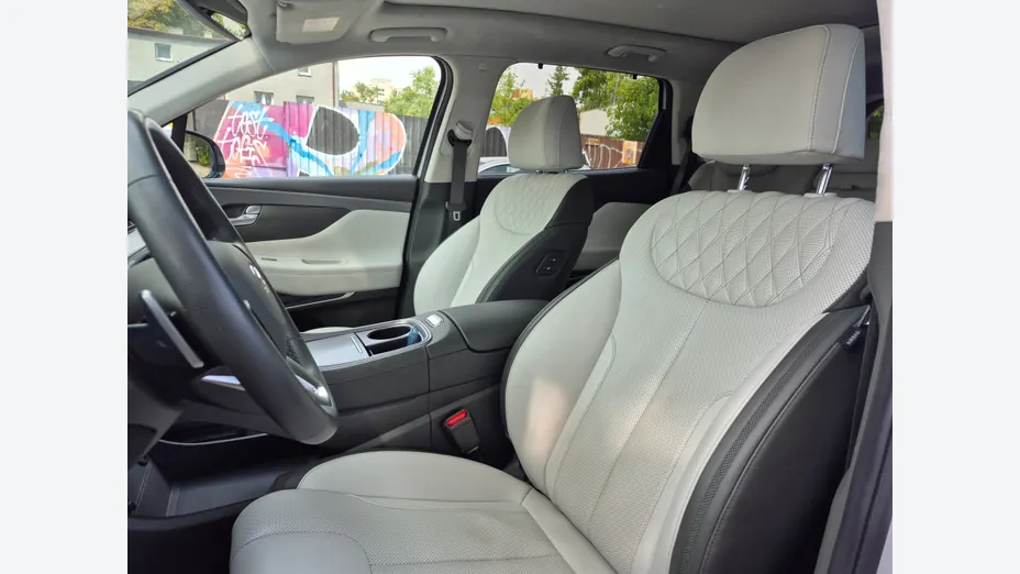 HYUNDAI Santa Fe Santa Fe 1.6 T-GDI HEV Platinum 4WD aut