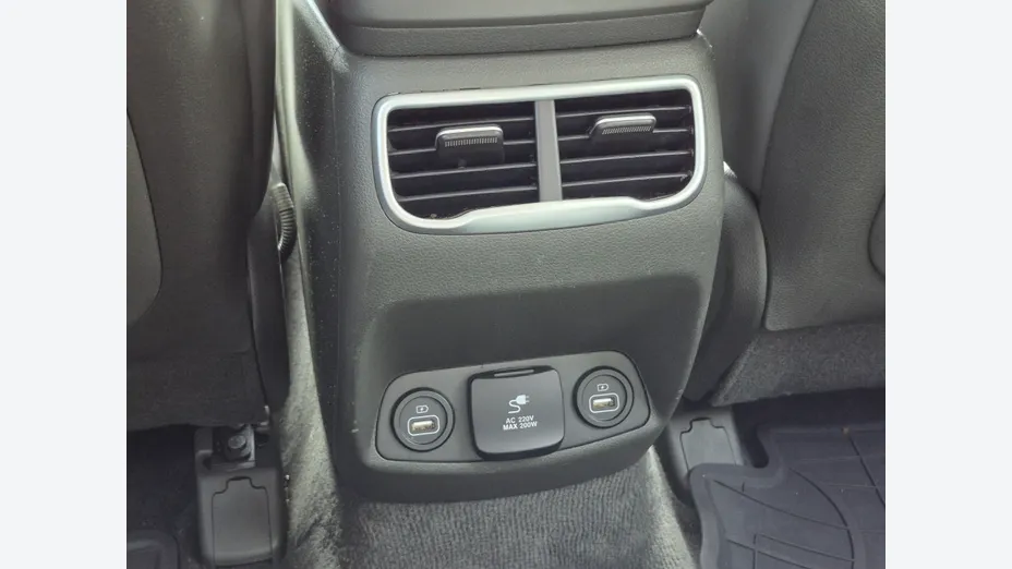 HYUNDAI Santa Fe Santa Fe 1.6 T-GDI HEV Platinum 4WD aut