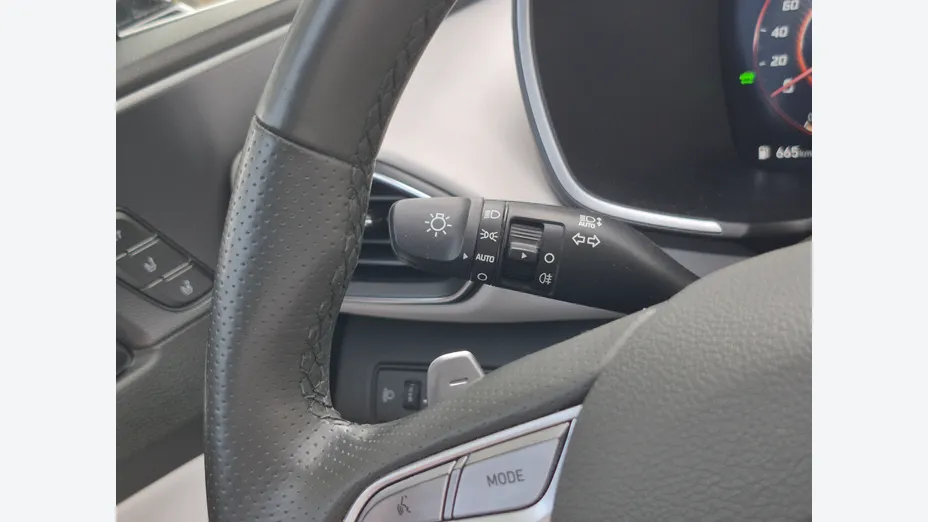 HYUNDAI Santa Fe Santa Fe 1.6 T-GDI HEV Platinum 4WD aut