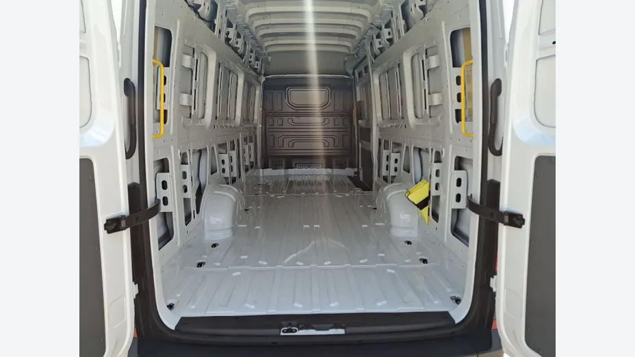 VOLKSWAGEN Crafter Crafter 35 BiTDI (18,4m3) Nowy
