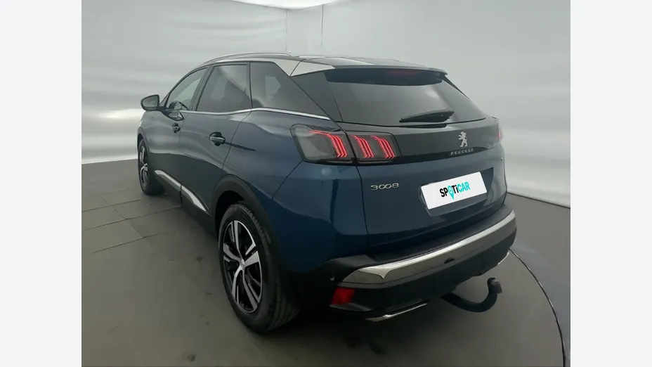 PEUGEOT 3008 -