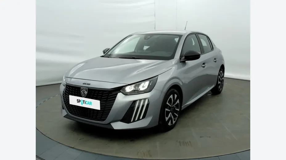 PEUGEOT 208 -