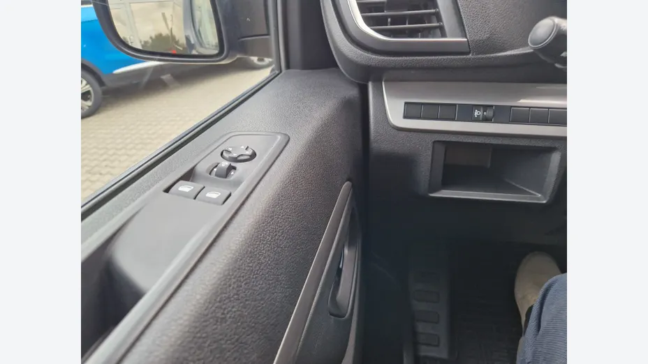 PEUGEOT Traveller Traveller 2.0 BlueHDi Long Business EAT8