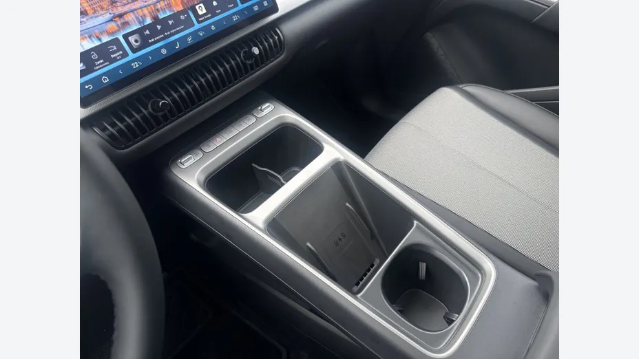 BYD Dolphin -